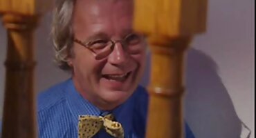 clip sex vợ ngoại tình Anh ta đánh cắp tivi để thủ dâm và trò chuyện với các nữ phim sex liếm lồn diễn viên khiêu dâm.